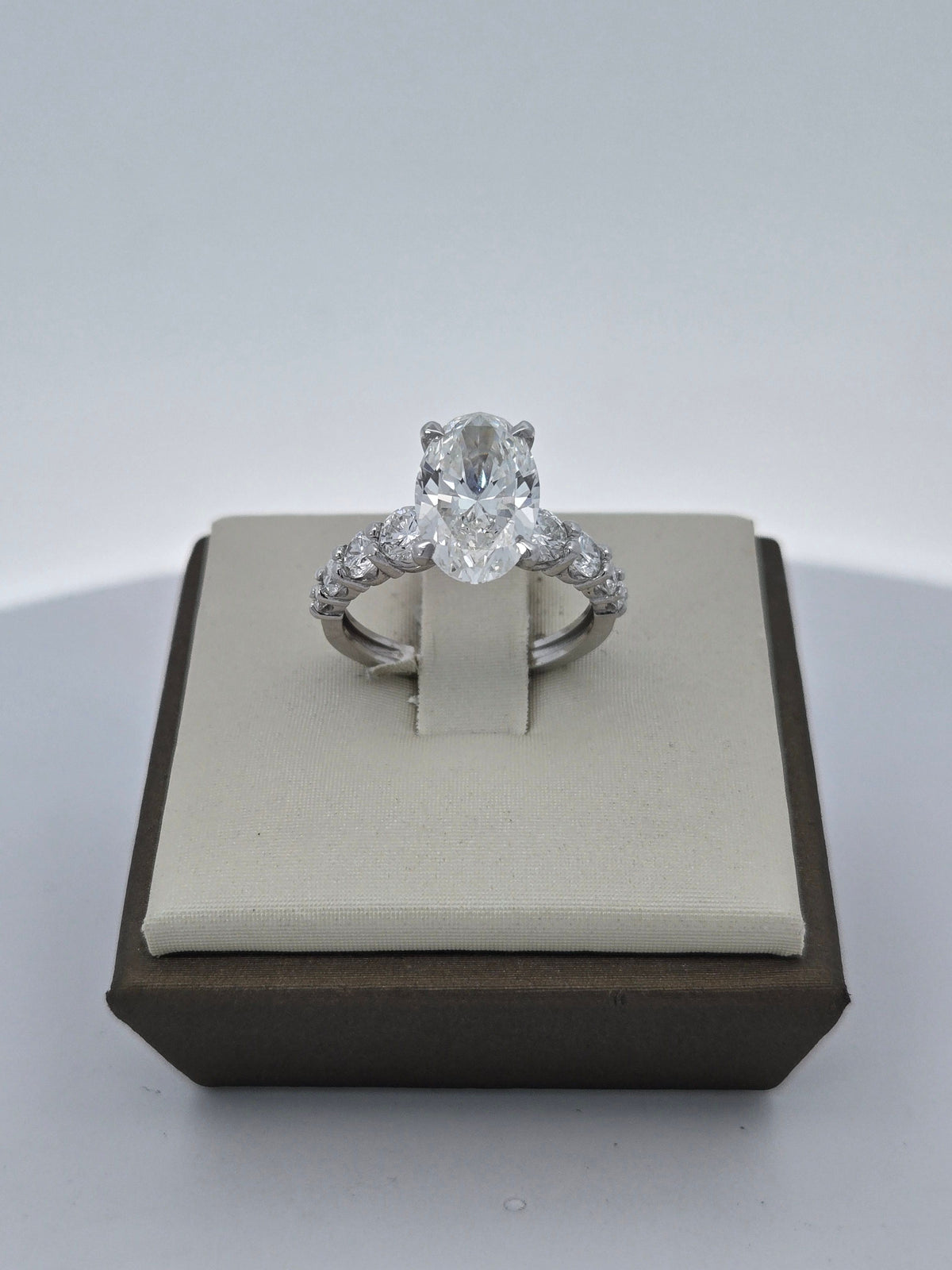LAB ring OV DIA 3.06 /1.1ct F/VS1 10KW 3.1g size:7 YC