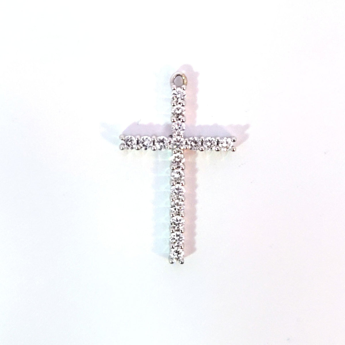 LAB cross pend 0.20ct E-F/VS1 14KWG 0.76g
