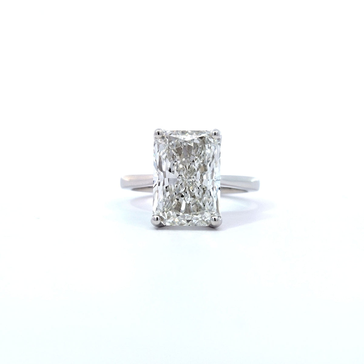 LAB ring RAD DIA 5.62ct G/VS1 14KWG 4.82g size:6.5 YC
