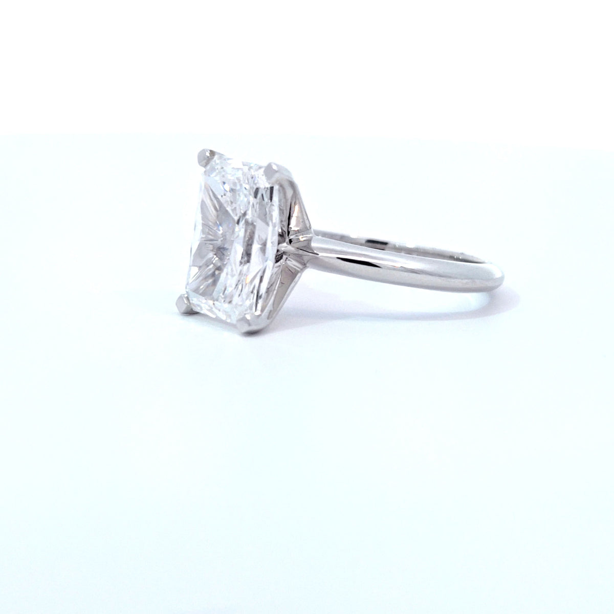LAB ring RAD DIA 4.00ct E-F/VS1 14KWG 3.6g size:7