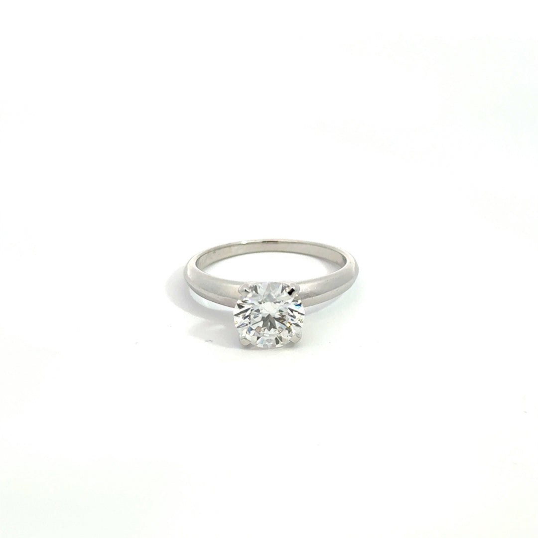 1.54 ct. IGI Certified Lab-grown Diamond Engagement Ring 14K White gold