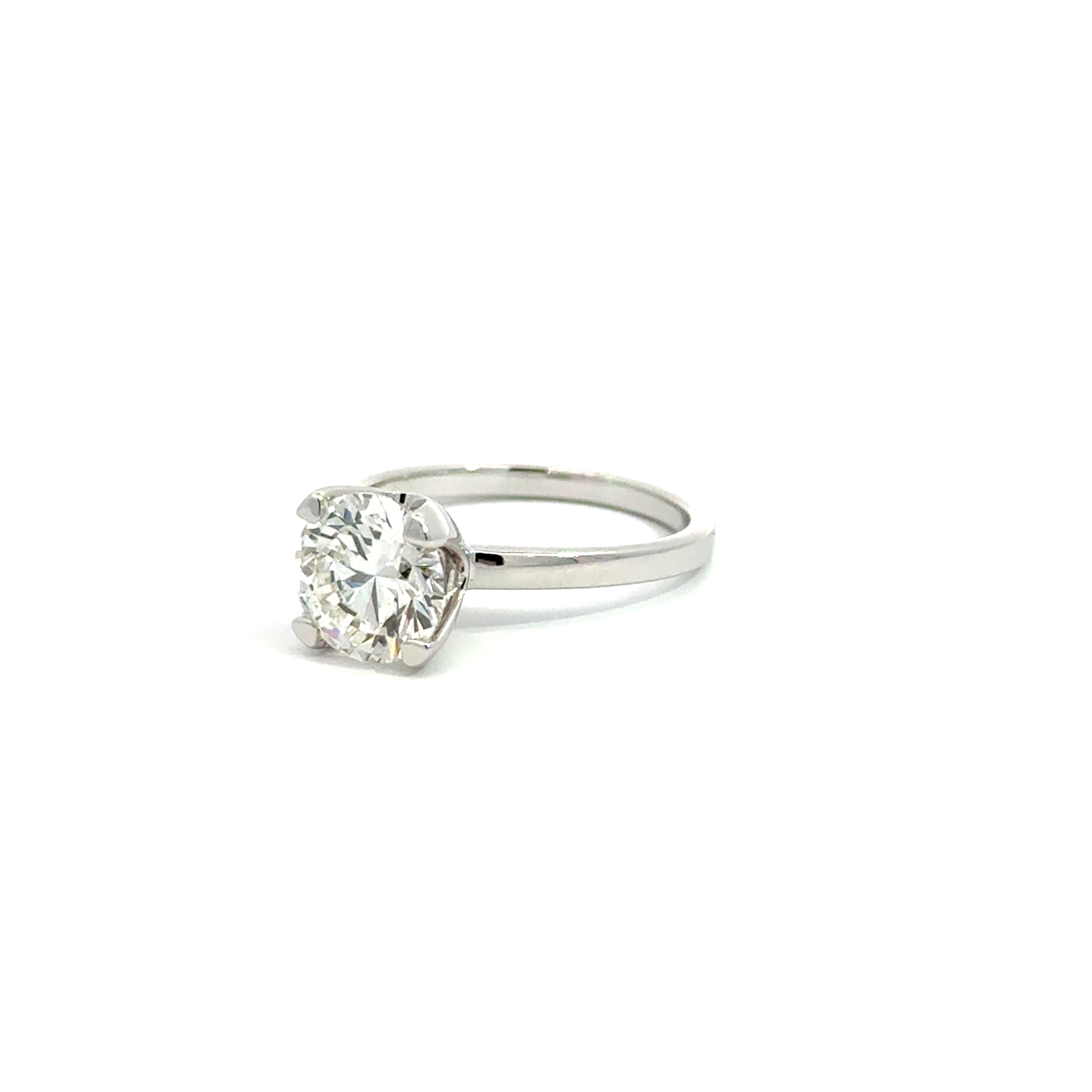 2.04 ct. IGI Certified Lab-grown Diamond Engagement Ring 14K White gold