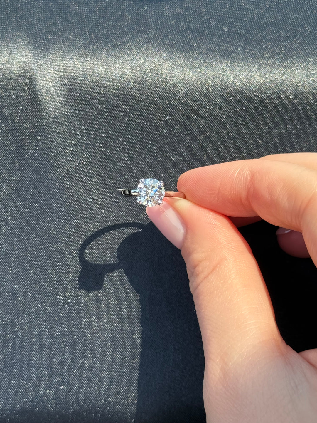 1.32 ct. IGI Certified Lab-grown Diamond Engagement Ring 14K White gold