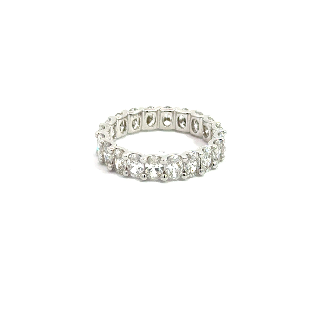 Elegant 2.90ct LAB Diamond OVAL Eternity Ring