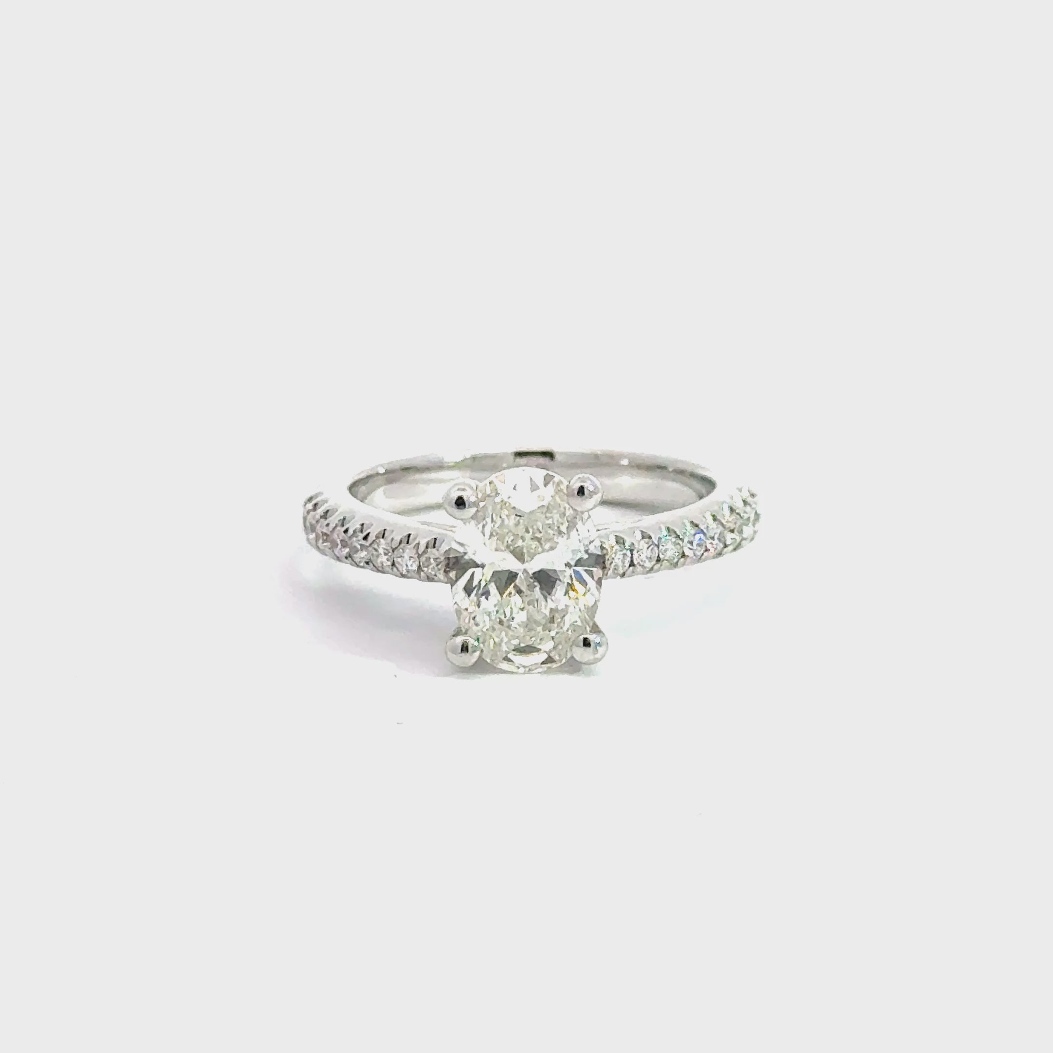 Natural Diamond 1.76 H/SI1 Engagement Ring 18K White Gold