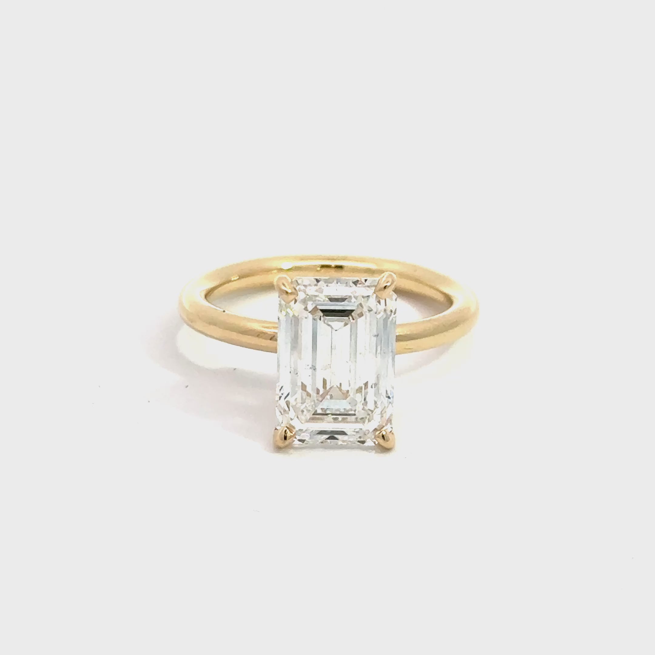 Elegant 3.56ct Emerald Cut LAB Diamond Ring 14K yellow gold