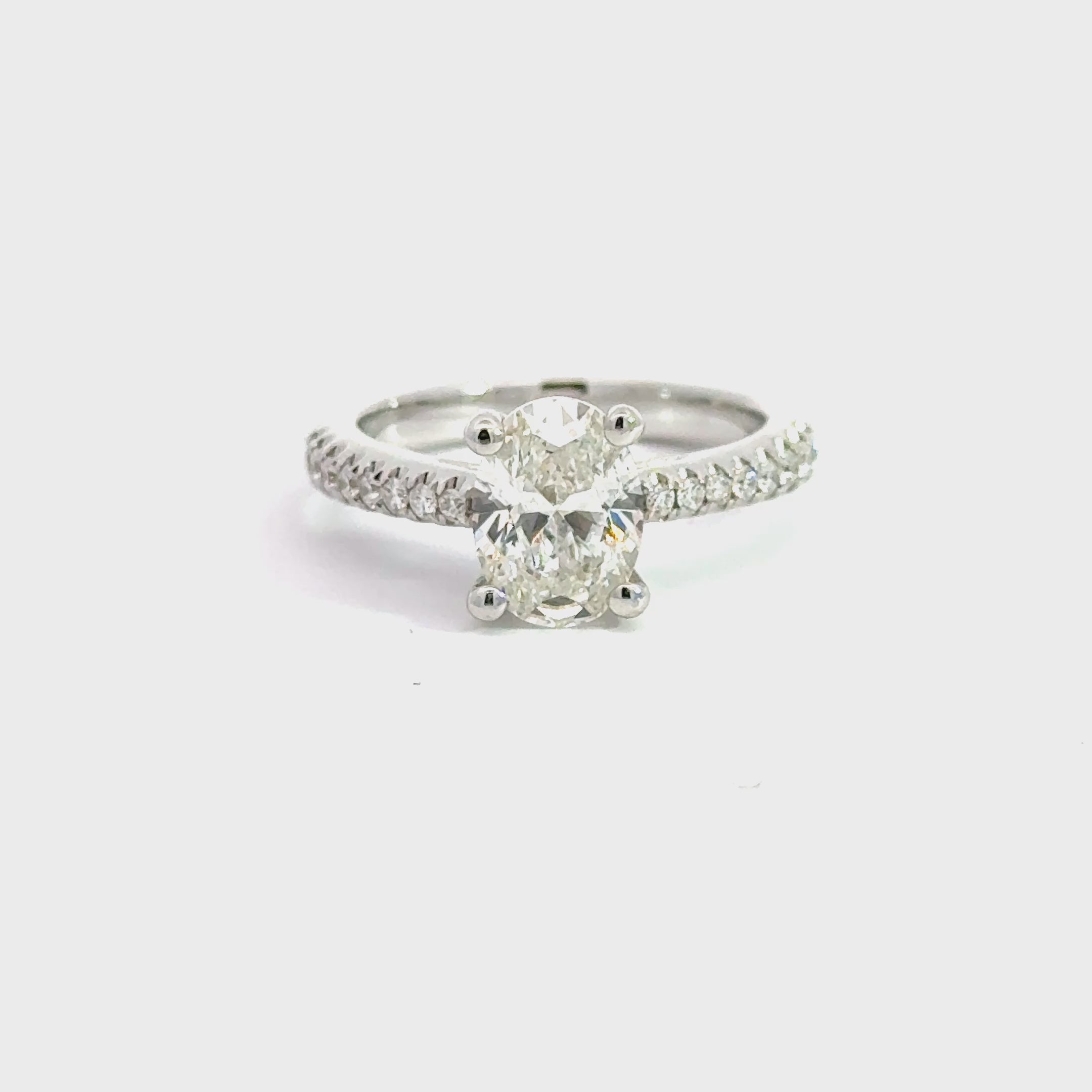 Natural Diamond 1.76 H/SI1 Engagement Ring 18K White Gold
